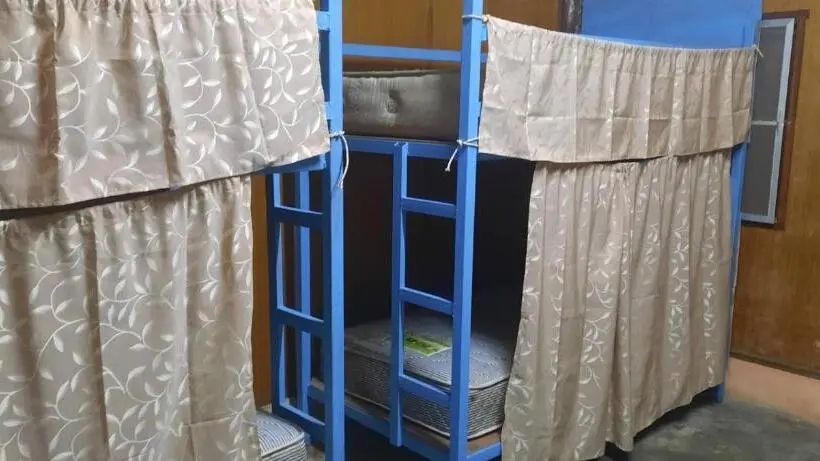 ルームシェアのワンベッド, Chill Chill Long Beach Hostel
