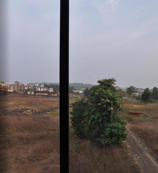 חדר אקונומי, Dewa Goa