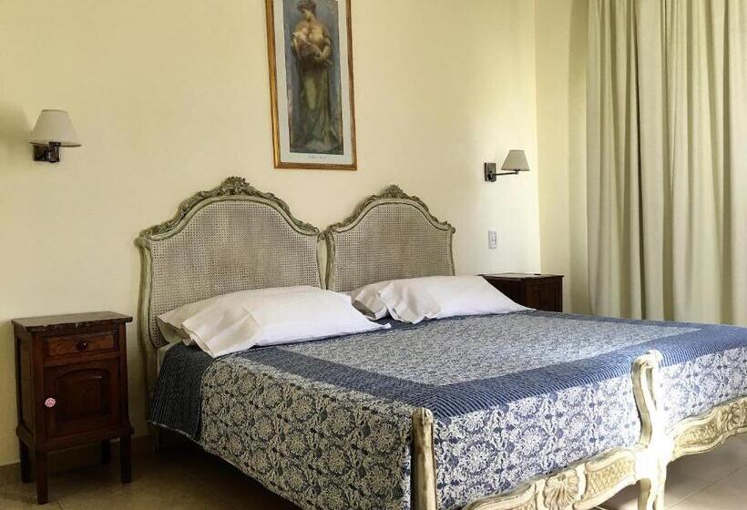 غرفة قياسية, Draghi