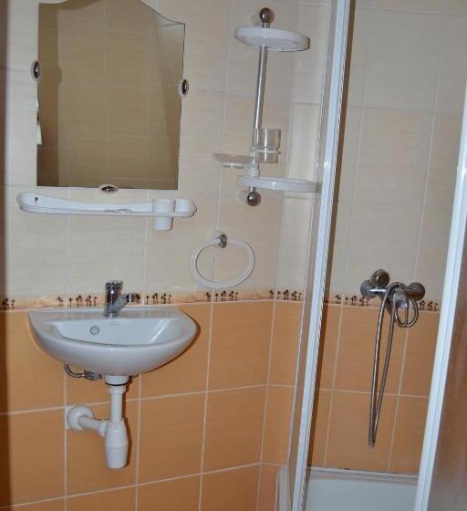 스탠다드 룸, Extreme