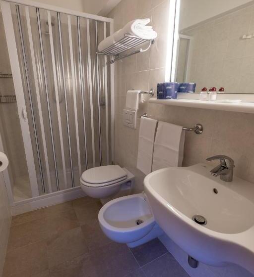 غرفة قياسية, Lilly