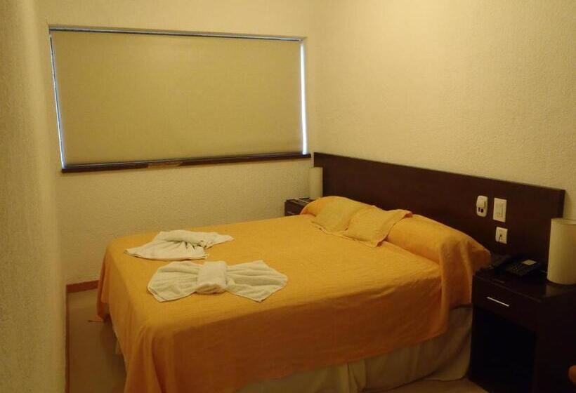 수피리어 룸, Maracas