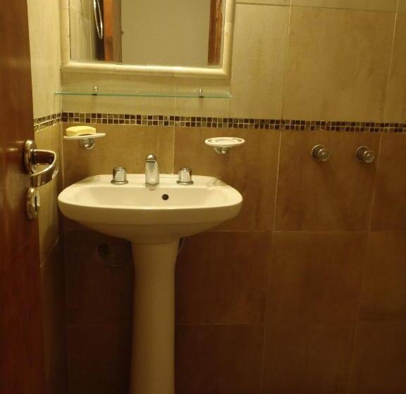 수피리어 룸, Maracas