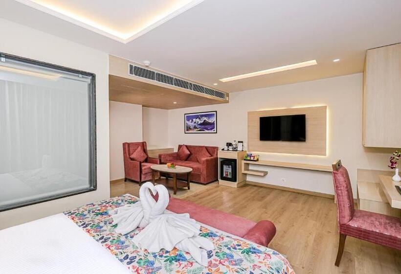 스탠다드 룸 킹사이즈 침대, Regenta Inn Luxinna Heights Mcleodganj