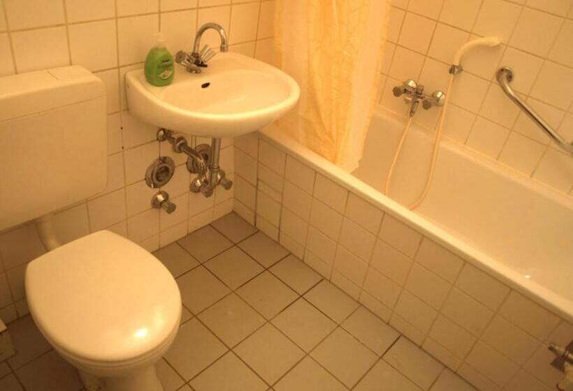 آپارتمان 1 خوابه, Apartment Rochstrasse Berlin