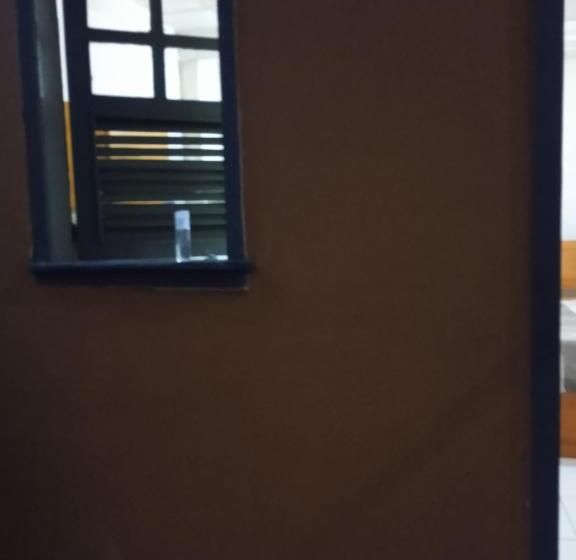 Standard Yhden Hengen Huone, Cortiço Da Lapa