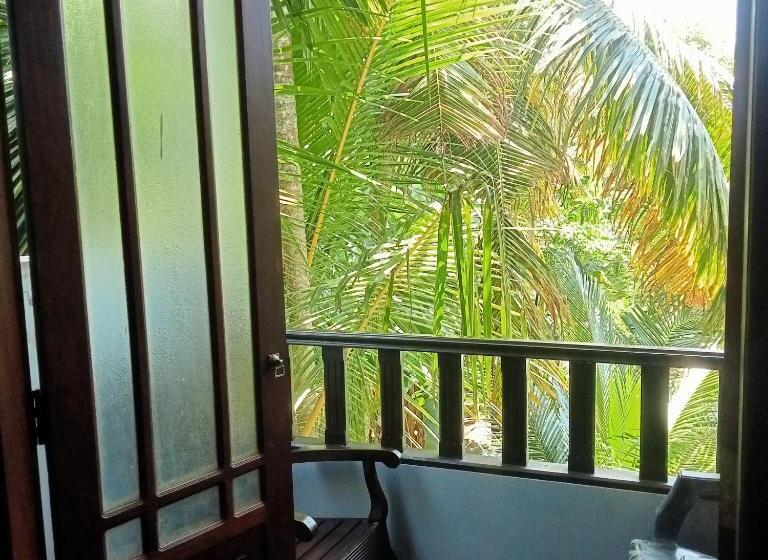 발코니 디럭스 룸, Dew Drop Villa