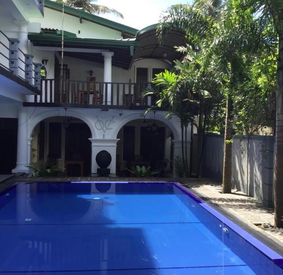 带阳台的豪华间, Dew Drop Villa