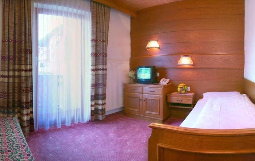 スタンダードシングルルーム, Garni Val Sinestra