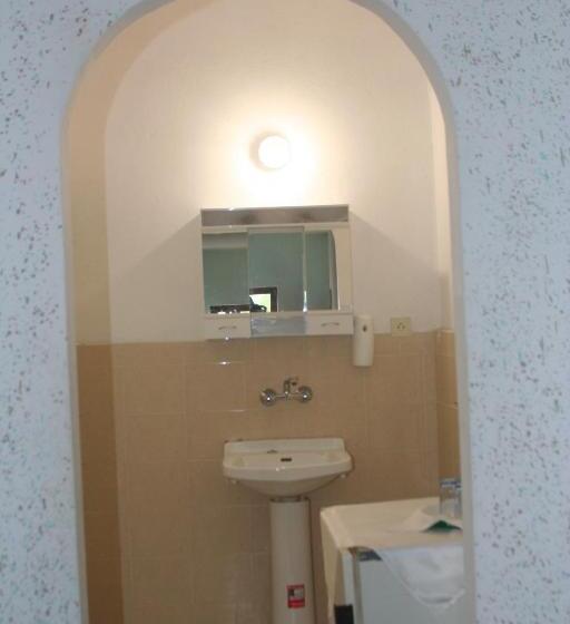 غرفة قياسية ثلاثية حمام مشترك, Guest House Edelvais