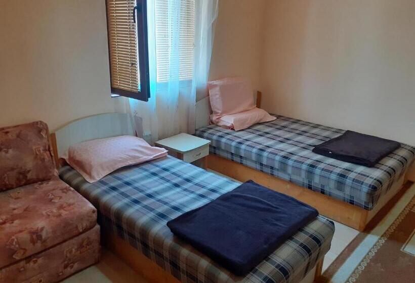 Люкс, Guest House Edelvais
