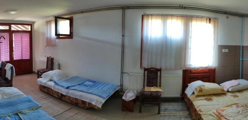 استودیو استاندارد با چشم‌انداز باغ, Guesthouse Tadic