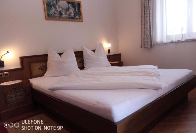 חדר סטנדרט עם מרפסת, Haus Höller