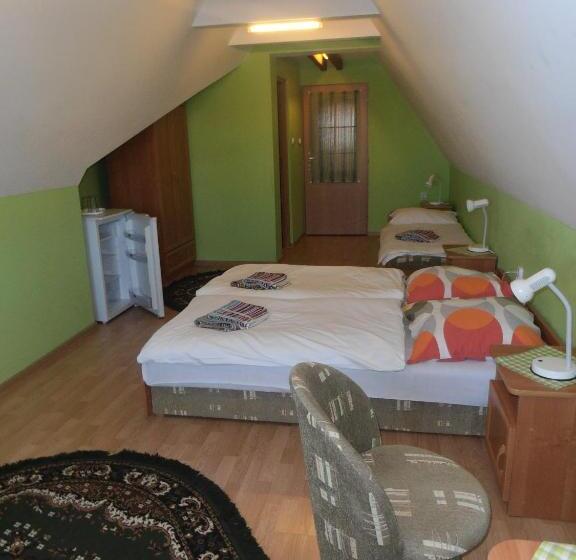 标准三人间, Penzión Horec Iii