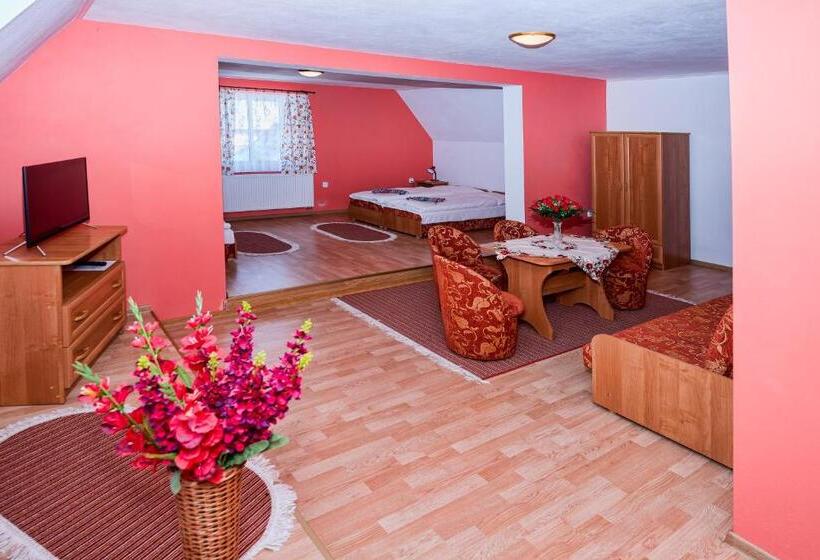 Четырехместный Номер Стандарт, Penzión Horec Iii