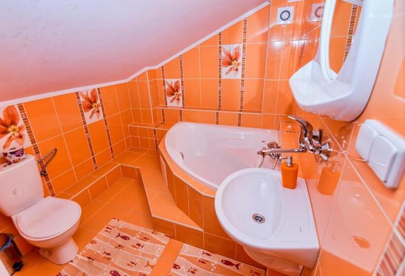 四人标准间, Penzión Horec Iii