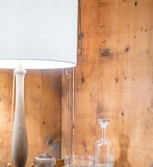 סוויטת ג'וניור נוף הרים, Sandbur Das Walserhaus