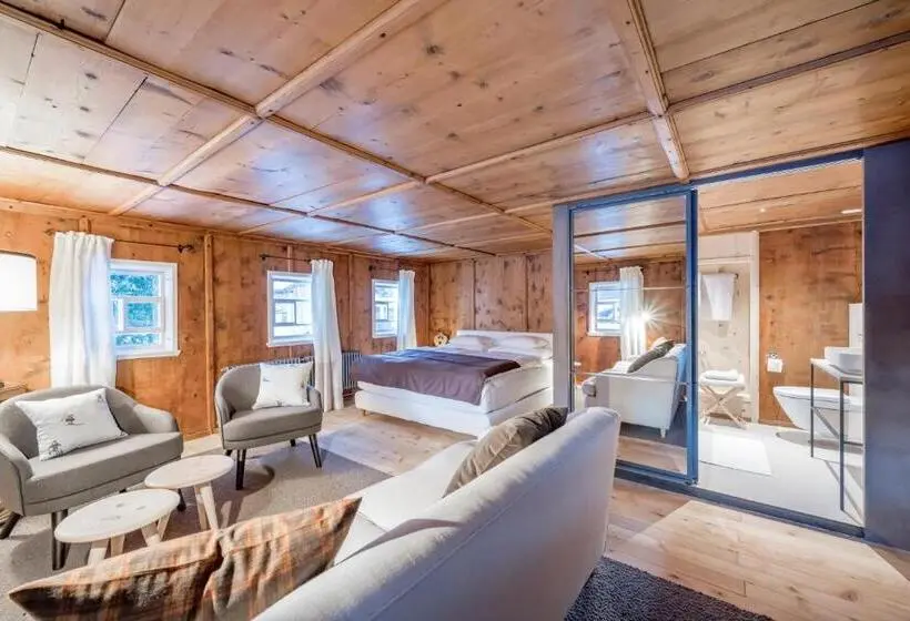 Juniorsviitti Vuoristonäkymä, Sandbur Das Walserhaus