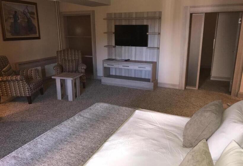 Семейный Номер Совместный Санузел, Grand Yazici Ski Hotel & Spa