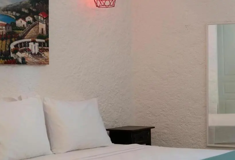 Economy Triple Room, Portakal çiçeği Alaçatı