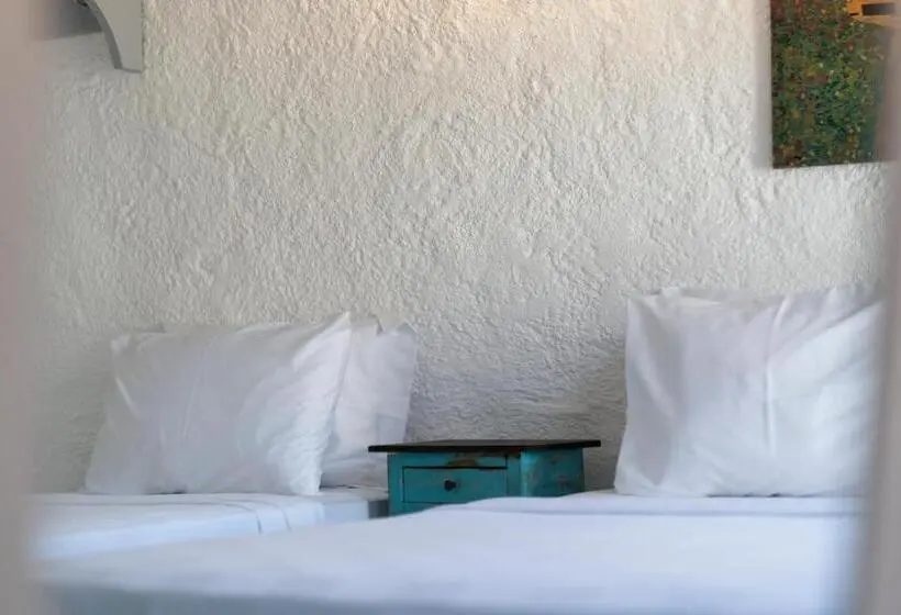 Deluxe Kolmen Hengen Huone, Portakal çiçeği Alaçatı