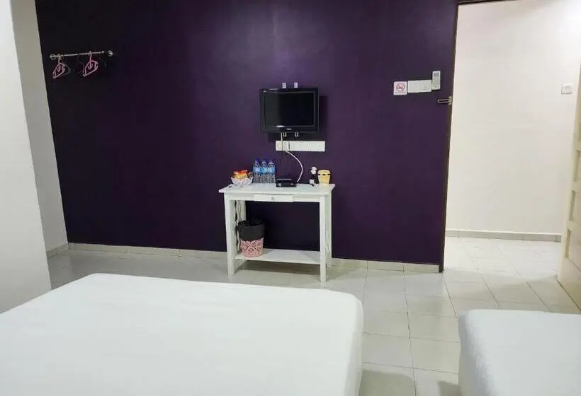 Habitación Triple Estándar, Minshu