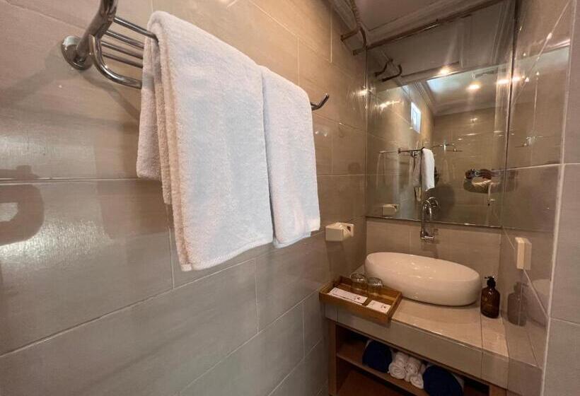 غرفة قياسية, Grand Yuna Hotel Nusa Penida