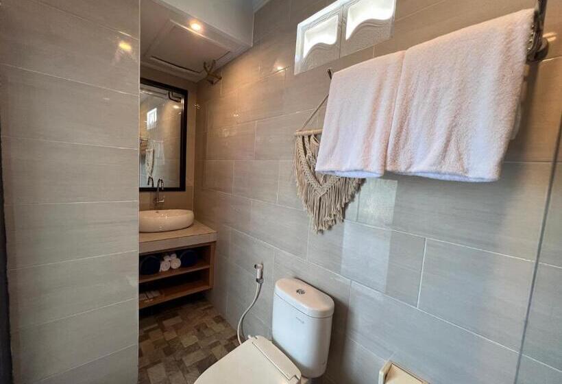 إستوديو قياسى, Grand Yuna Hotel Nusa Penida