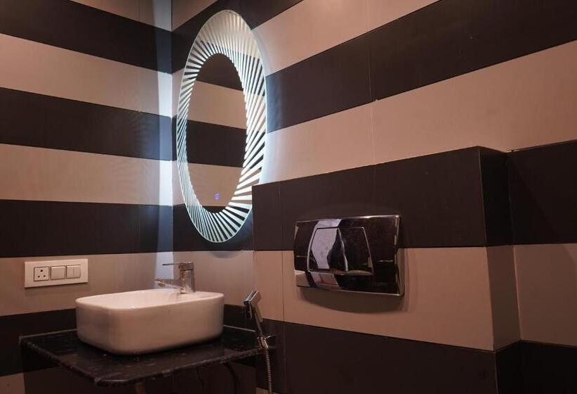 标准间, O Delhi, Near Metro Station Karol Bagh