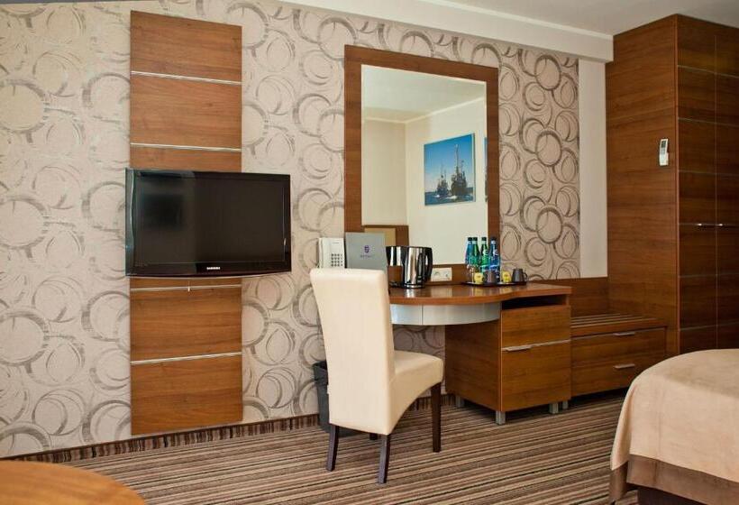 חדר סופריור, 77 Restauracja Spa