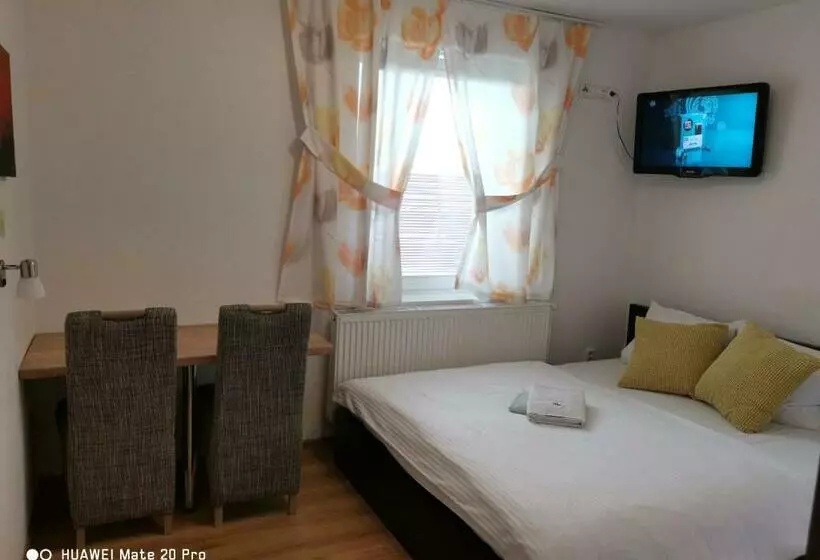 Standard-studio, Apartmány Dreams