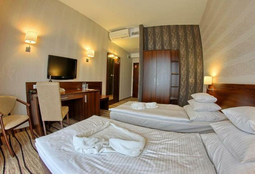 스탠다드 룸, Arkas