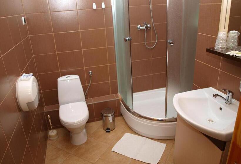 스탠다드 트리플 룸, Aslan