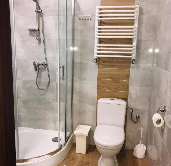 חדר סטנדרט, Astral