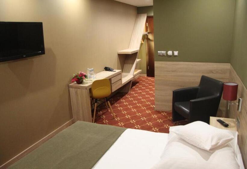 Номер Deluxe с Балконом, Dunajec