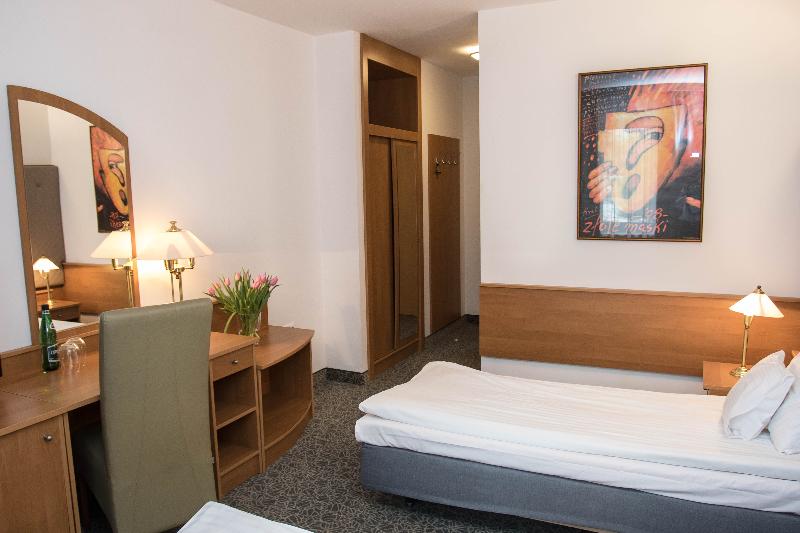 スタンダードトリプルルーム, Dwor W Tomaszowicach