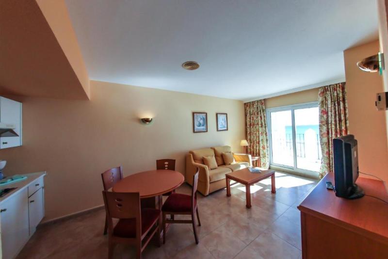 スタンダードルーム, Dwor W Tomaszowicach