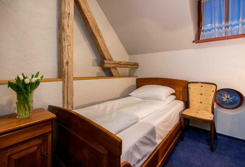 Номер Стандарт Индивидуальный, Dworek 1885