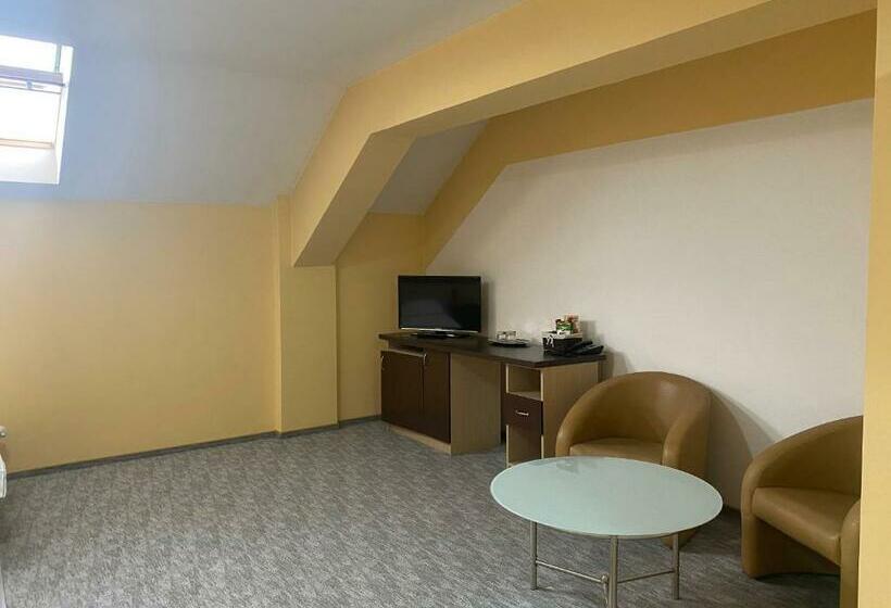 스탠다드 트리플 룸, Edelweiss