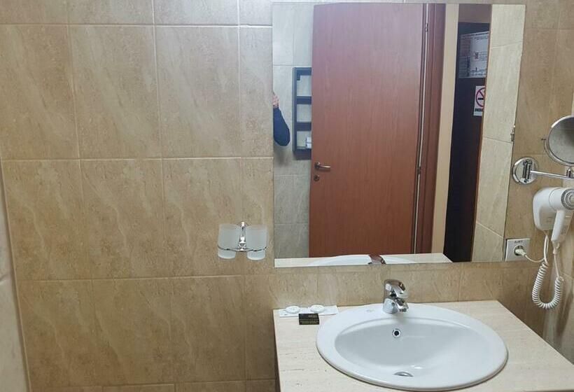 اتاق استاندارد, Edelweiss