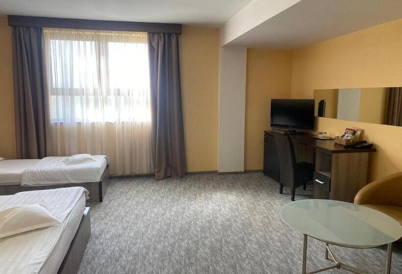 스탠다드 트리플 룸, Edelweiss