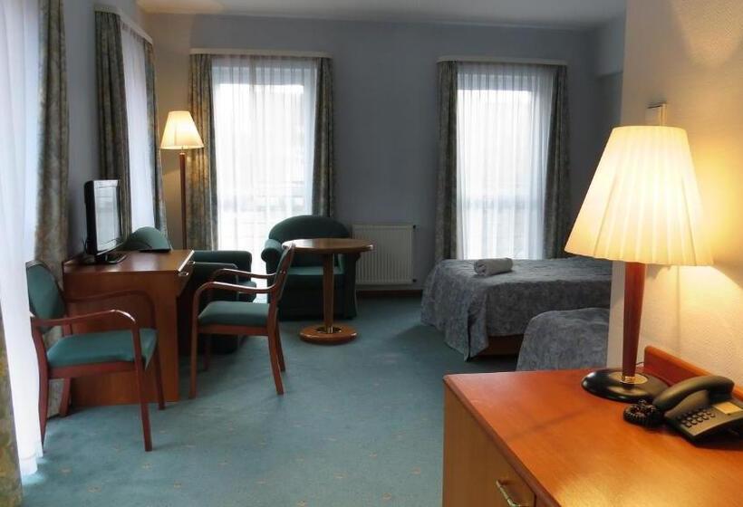 חדר דלוקס, Elekt Czaplinek