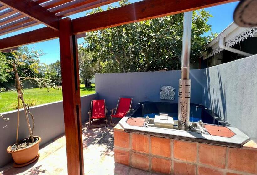 غرفة قياسية, Goblin S Creek