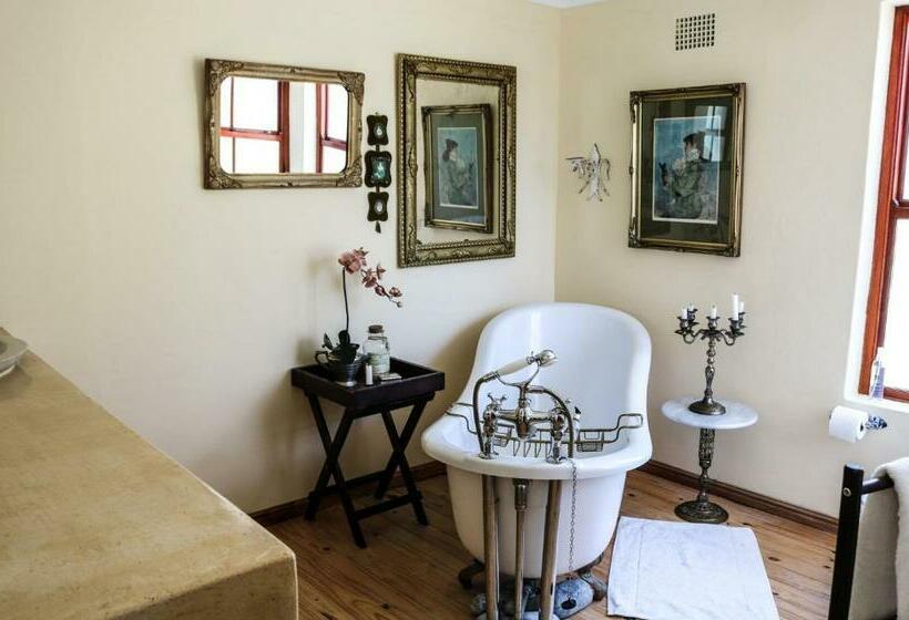 غرفة قياسية, Goblin S Creek