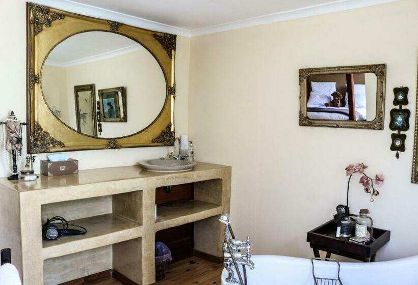 غرفة قياسية, Goblin S Creek