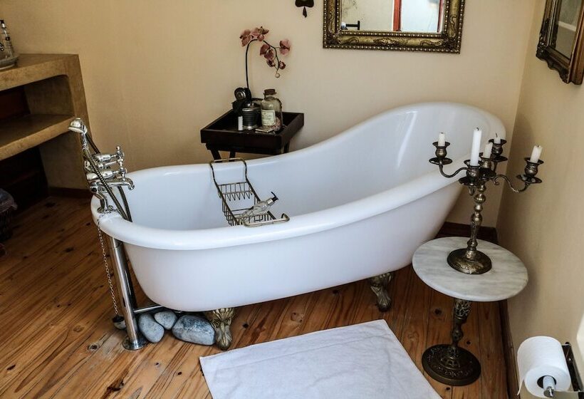 غرفة قياسية, Goblin S Creek