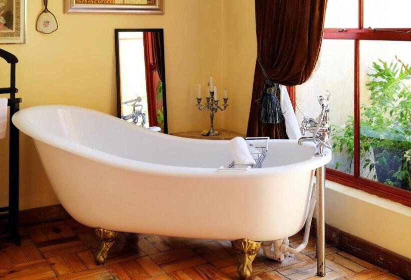 غرفة قياسية, Goblin S Creek