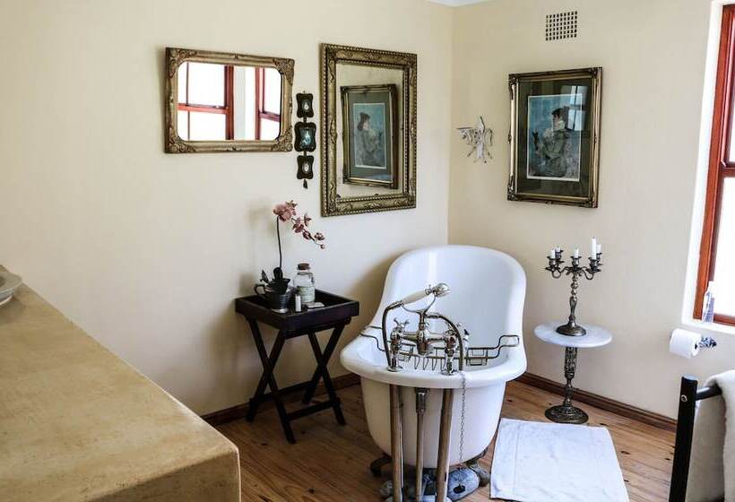 غرفة قياسية, Goblin S Creek