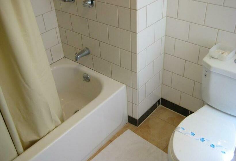 キングサイズベッドのスタンダードルーム, Hollywood La Brea Inn