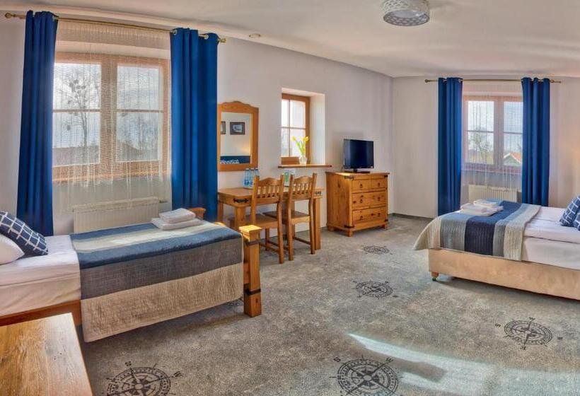 اتاق استاندارد سه نفره, Joseph Conrad Spa & Wellness